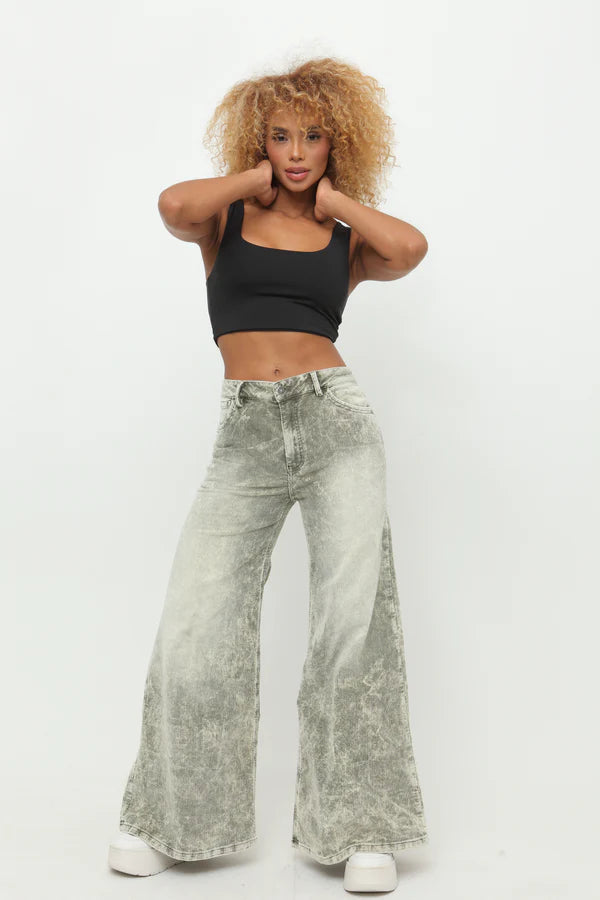 (Preventa) Jeans colombiano flare Velvet Verde desgaste