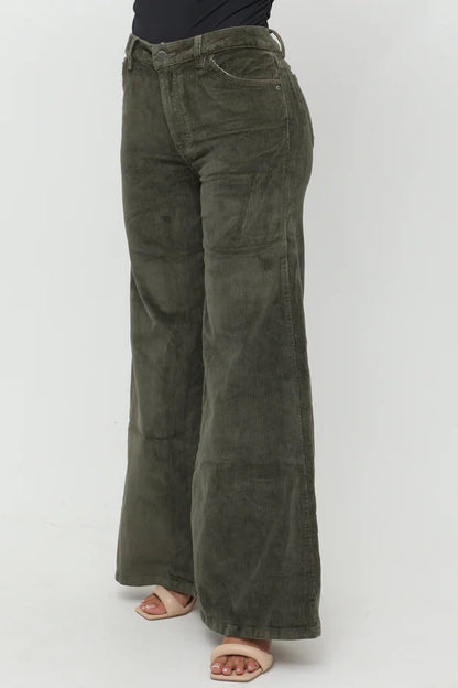 (Preventa) Jeans colombiano Flare Velvet Verde oscuro