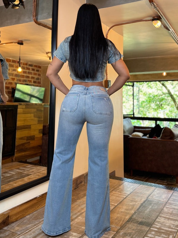 Jeans colombiano Flare Atlas
