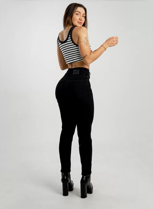 Jeans colombiano levanta cola London Black
