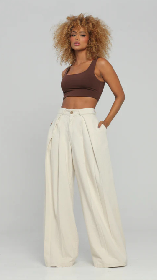 Pantalón liviano Beige pliegues