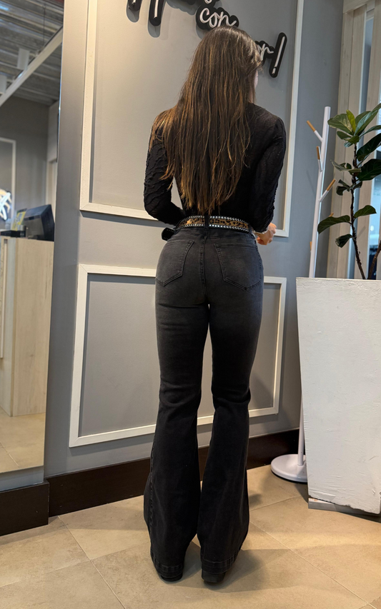 Jeans colombiano Bota campana Kile 1