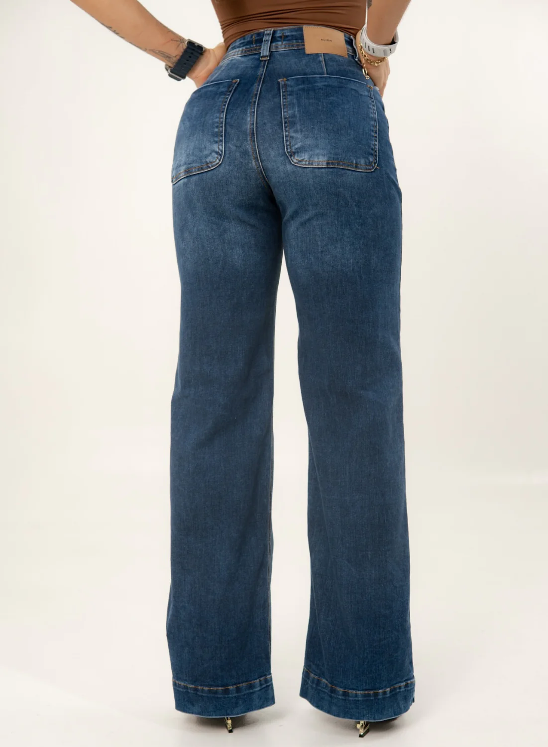 Jeans colombiano Mom flare Nilo 1