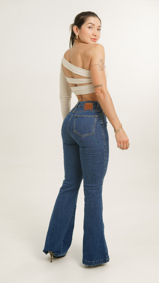Jeans colombiano levanta cola True 1