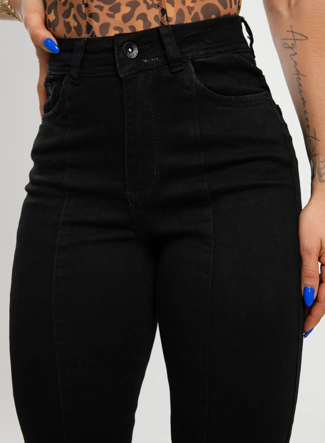 Jeans colombiano Straigth Amatista Black