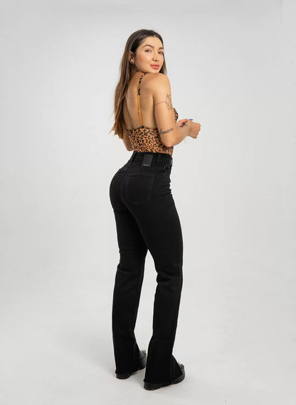 Jeans colombiano Straigth Amatista Black